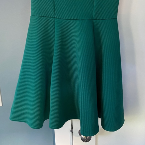 Emerald Green Dress - Picture 3 of 5